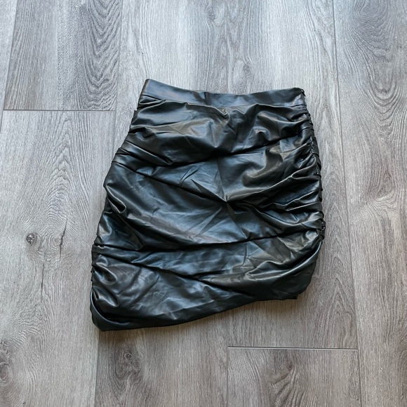 ronny kobo maude black asymmetrical scrunch faux leather mini skirt small new - Picture 9 of 11